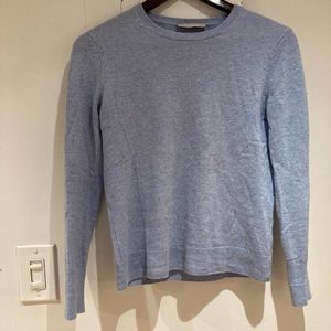 Everlane XS light blue cashmere crew neck